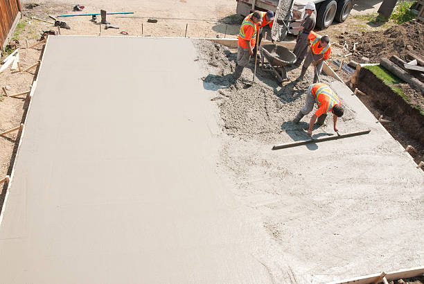 Best Concrete Flooring Contractor  in Clay City, KY
