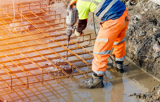 Best Local Concrete Companies  in Clay City, KY